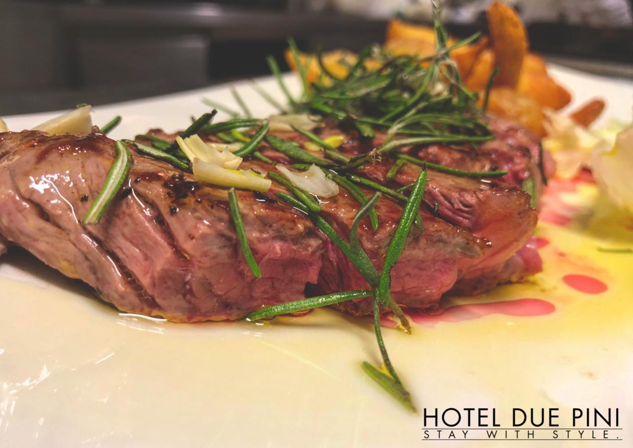 Hotel Due Pini Формиджине Екстериор снимка