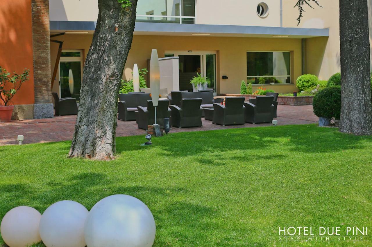 Hotel Due Pini Формиджине Екстериор снимка