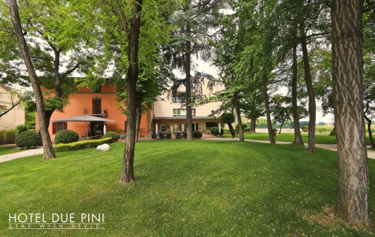 Hotel Due Pini Формиджине Екстериор снимка