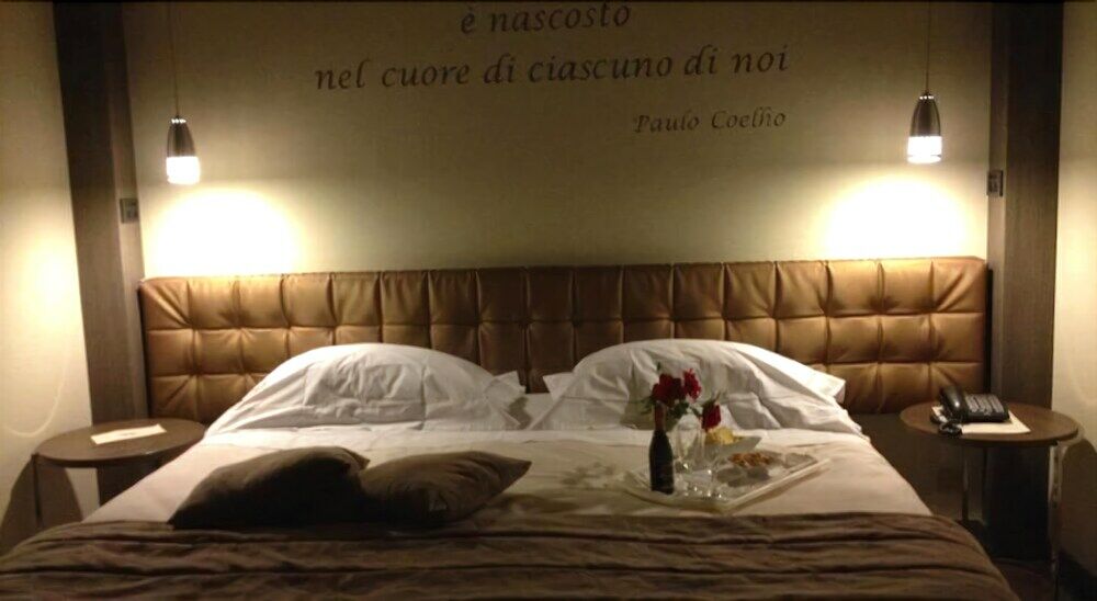 Hotel Due Pini Формиджине Екстериор снимка
